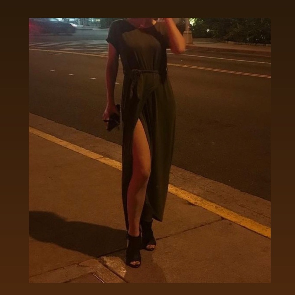 Casual Women’s Dress. Size M Long